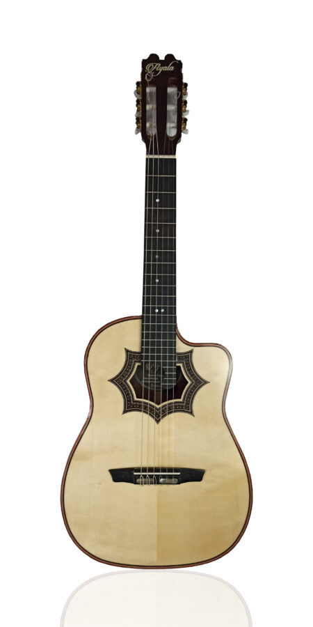 Requinto Ayala Modelo: Ema - N121